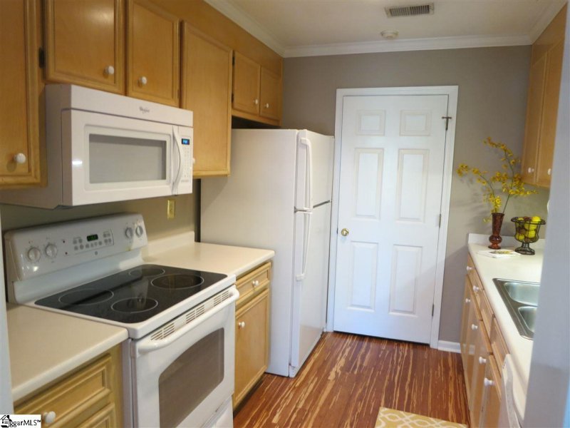 Property image 4 at 2001 Pelham, Greenville, SC 29615-4000