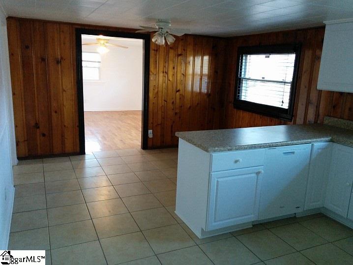 Property image 4 at 110 Lynn Street, Greer, SC 29651