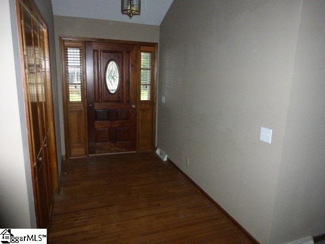 Property image 2 at 105 Rocky Chase Drive, Greenville, SC 29615