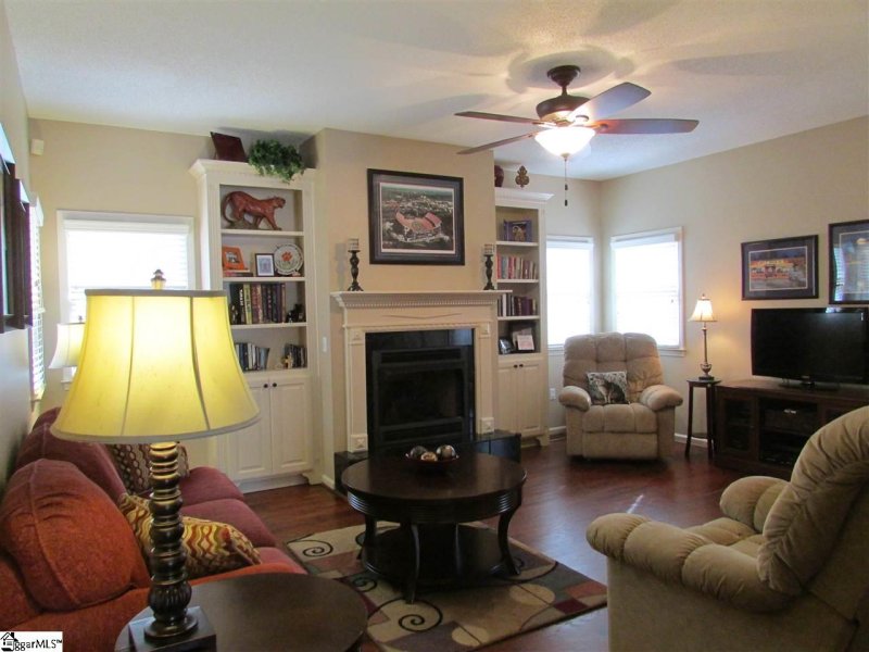 Property image 4 at 109 Commons Drive, Easley, SC 29642