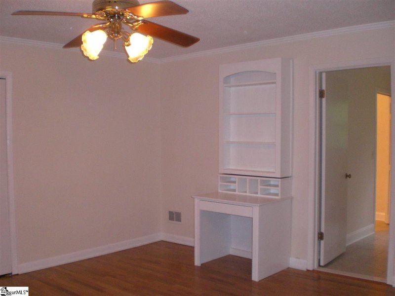 Property image 5 at 10 Annette Drive, Greenville, SC 29615