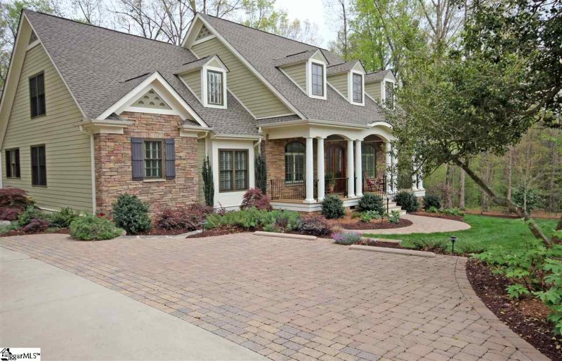 Property image 2 at 517 BRIDLEWOOD Lane, Spartanburg, SC 29301