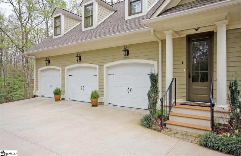 Property image 3 at 517 BRIDLEWOOD Lane, Spartanburg, SC 29301