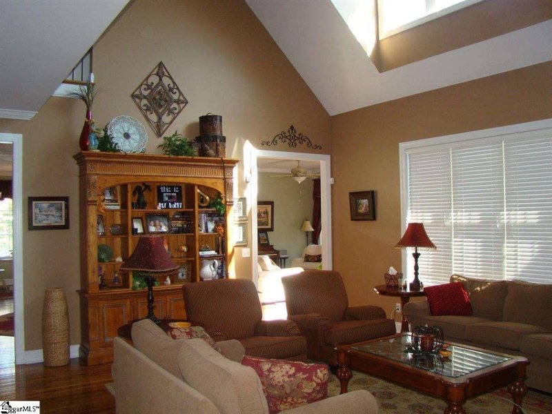 Property image 5 at 105 Providence Way, Easley, SC 29642