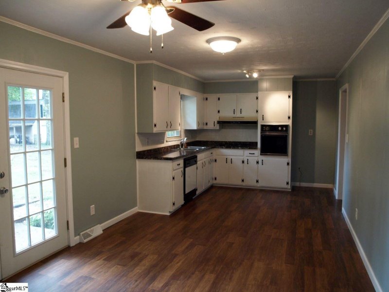 Property image 3 at 209 Sylvia Road, Easley, SC 29642