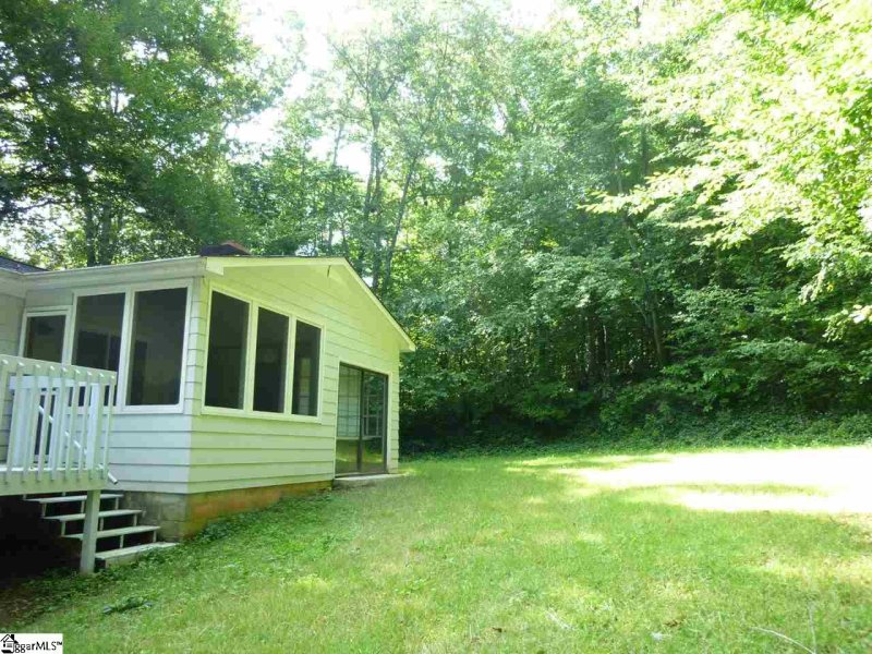 Property image 3 at 117 Harbor Drive, Greenville, SC 29611