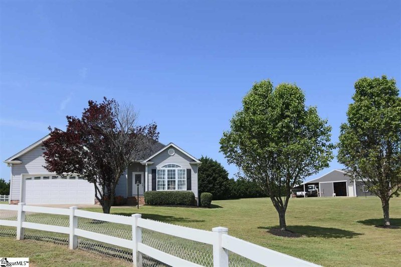 Lone Oak, Greer Community