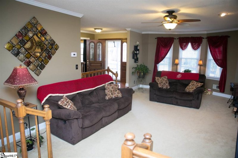 Property image 5 at 417 Woodgrove Trace, Spartanburg, SC 29301-6435