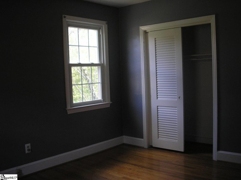 Property image 5 at 129 Lullwater Road, Greenville, SC 29607-1116