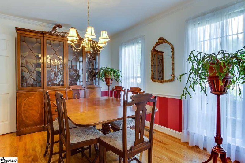 Property image 4 at 2 Wheatstone Court, Greenville, SC 29617