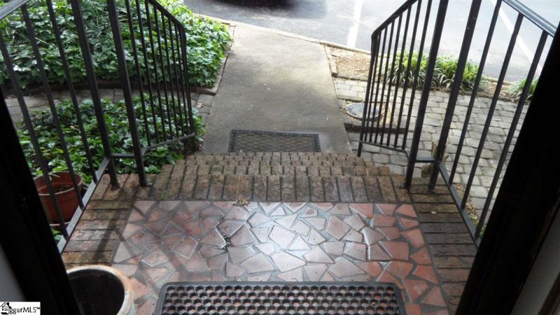 Property image 4 at 900 N Main Street, Greenville, SC 29609