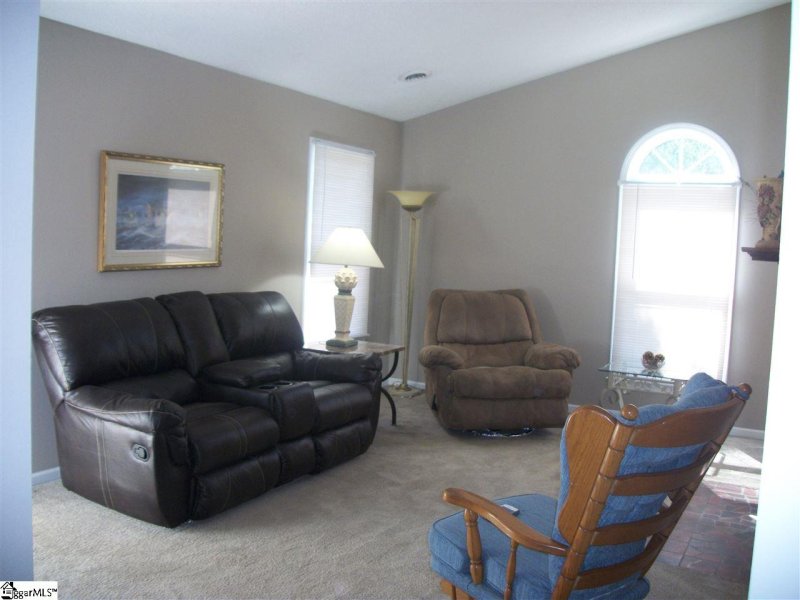 Property image 2 at 129 Daniel Court, Mauldin, SC 29662