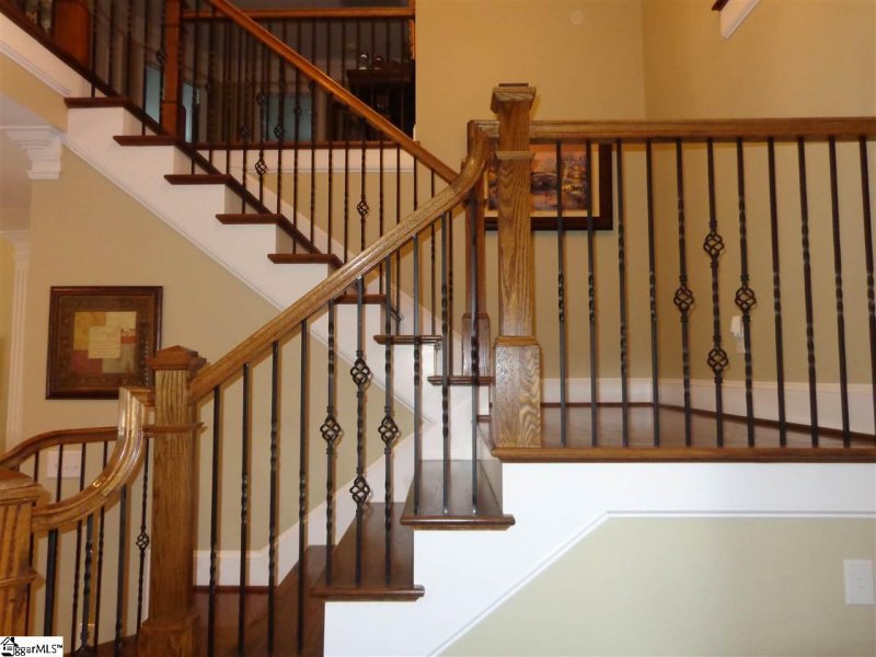 Property image 3 at 105 Tinsley Court, Greenville, SC 29615