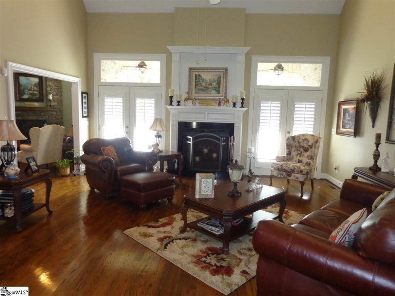 Property image 4 at 105 Tinsley Court, Greenville, SC 29615