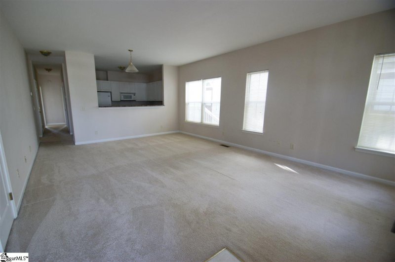 Property image 4 at 105A Woodside Circle, Greenville, SC 29609