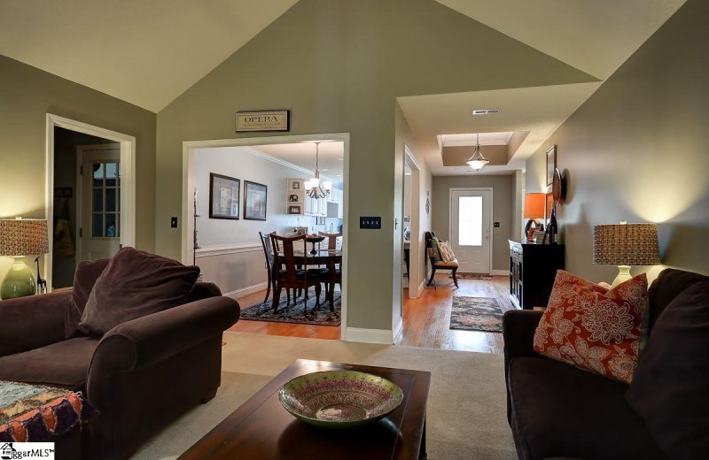 Property image 5 at 206 Riverrun Drive, Spartanburg, SC 29303