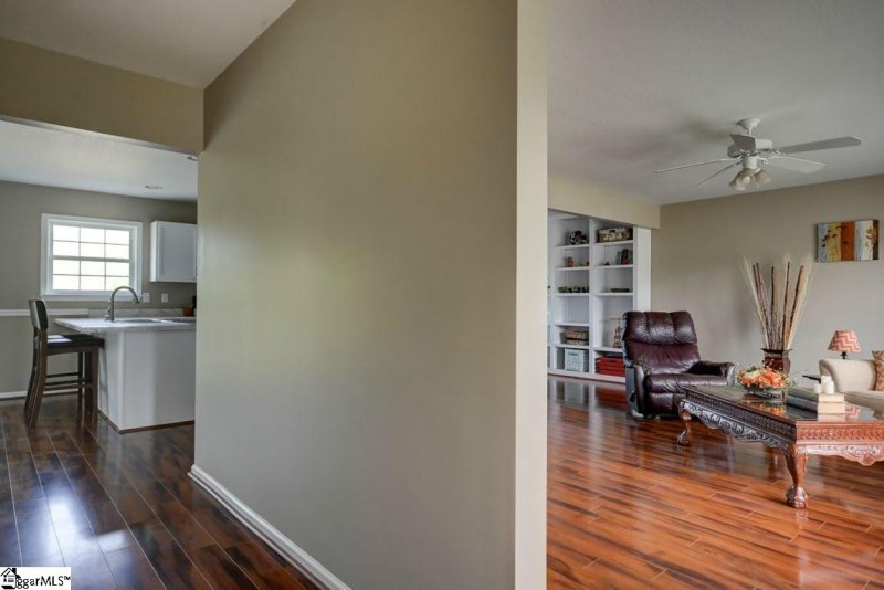 Property image 4 at 604 Jaguar Lane, Greer, SC 29651