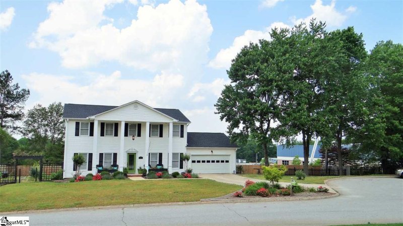 Property image 3 at 117 Saddle Ridge Court, Taylors, SC 29687