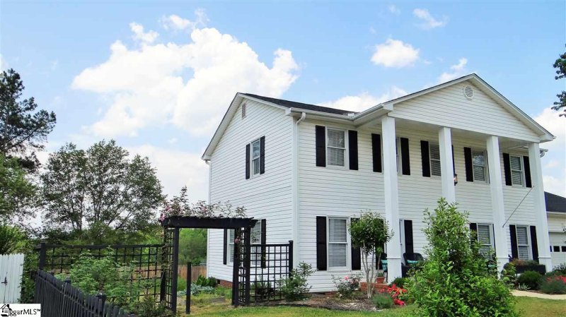 Property image 4 at 117 Saddle Ridge Court, Taylors, SC 29687