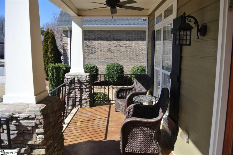 Property image 2 at 131 Holland Trace Circle, Simpsonville, SC 29681