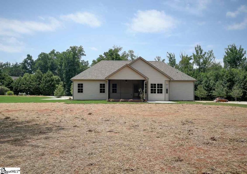 Property image 3 at 535 Suncrest Court, Lyman, SC 29365