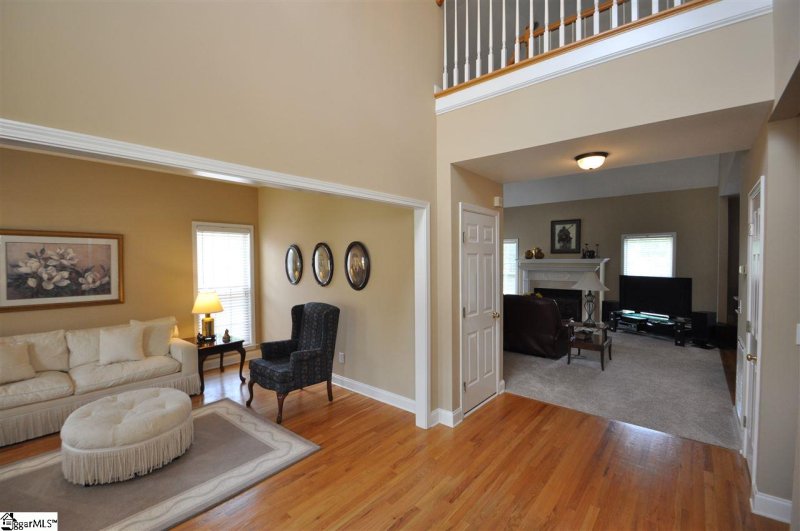 Property image 2 at 1010 Bent Creek Run Drive, Greer, SC 29651