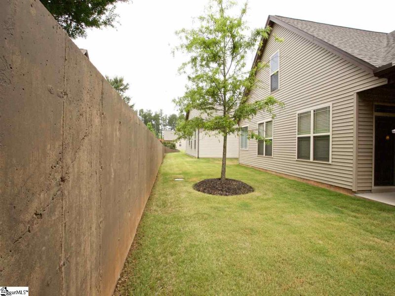 Property image 4 at 202 Windthistle Drive, Greenville, SC 29615