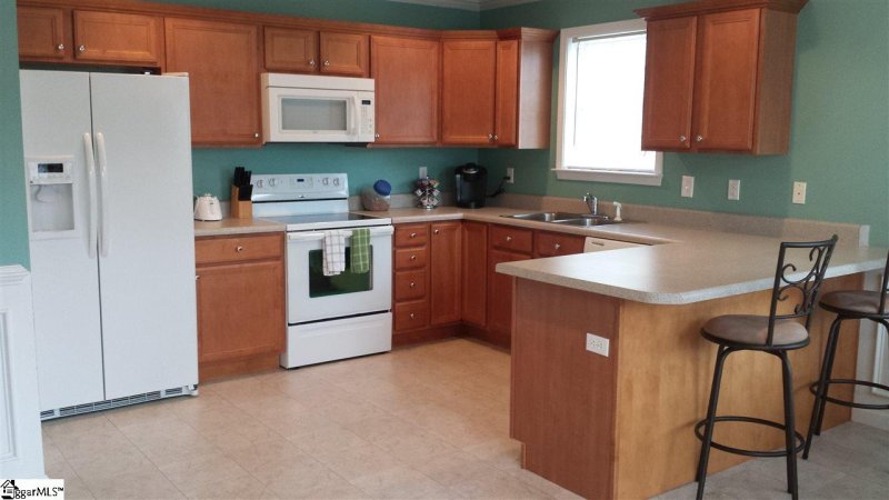 Property image 2 at 105 Cassidy Court, Simpsonville, SC 29680