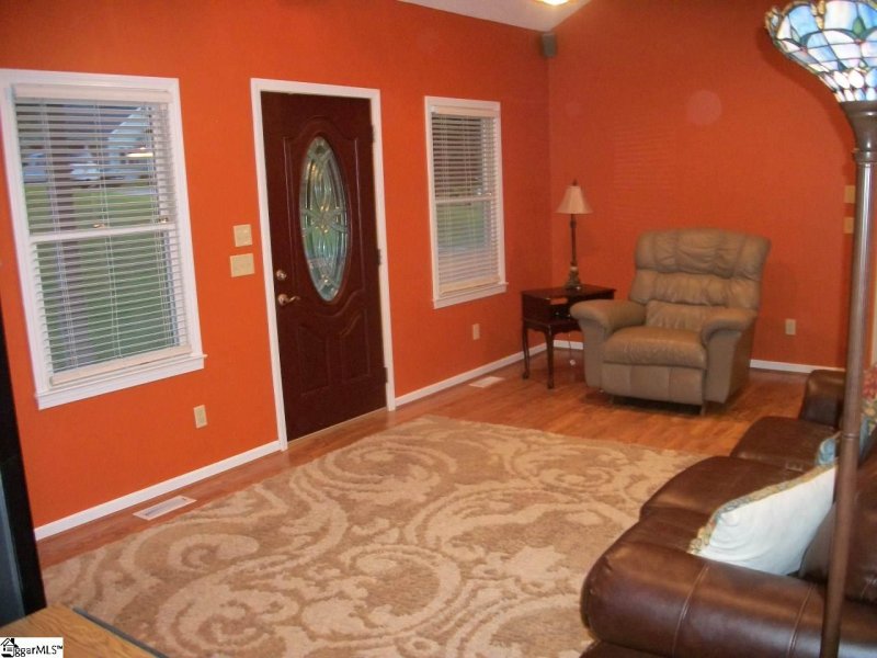 Property image 3 at 132 Rollingwood Drive, Easley, SC 29640-9603