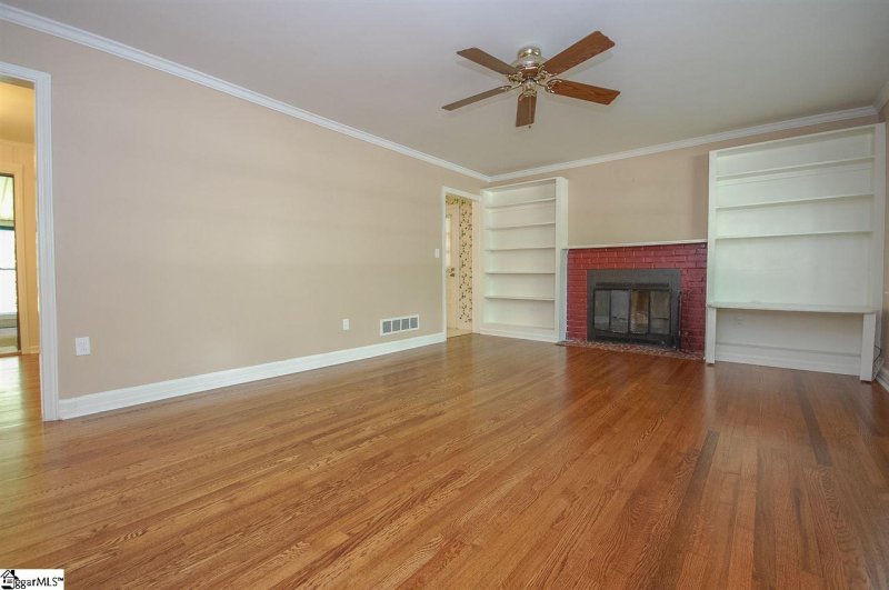 Property image 4 at 24 Cardinal Drive, Taylors, SC 29687-3211