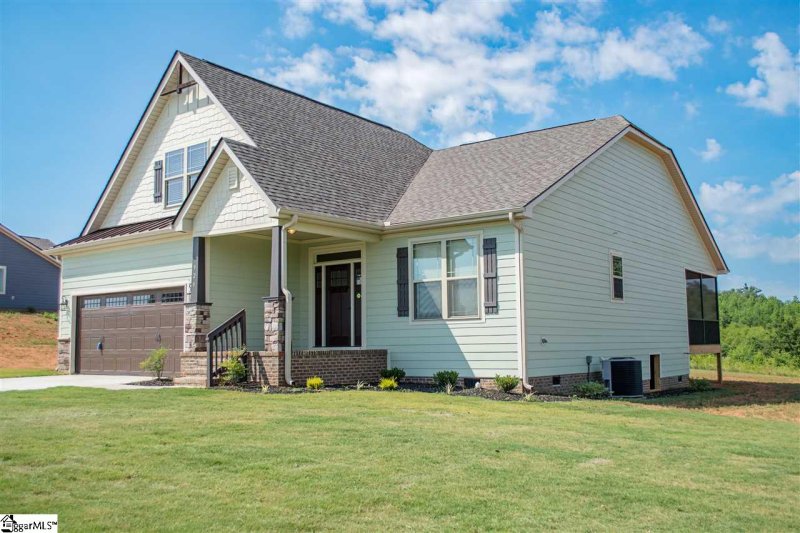 929 Garnet Circle