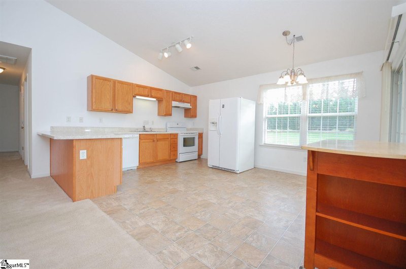 Property image 5 at 9 Marah Lane, Greer, SC 29651-5073