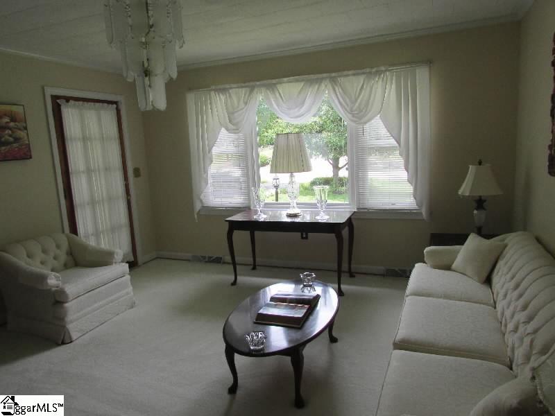 Property image 5 at 300 Lakeview Drive, Laurens, SC 29360