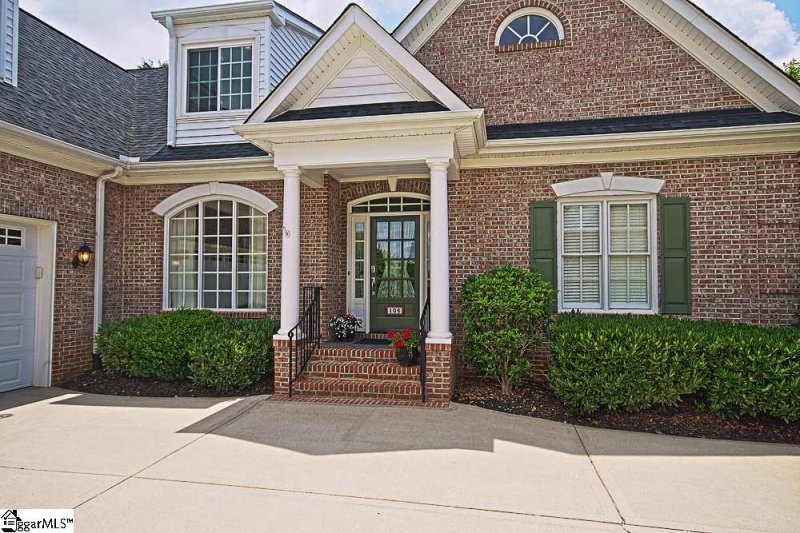 Property image 3 at 106 Marsh Spring Court, Greer, SC 29650