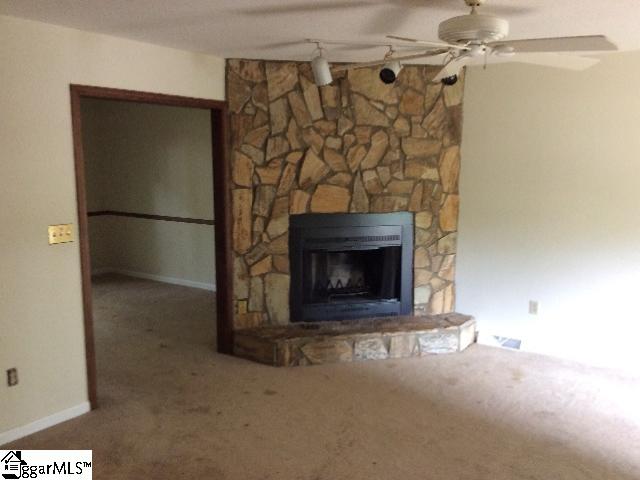 Property image 2 at 4 Gunstown Circle, Taylors, SC 29687