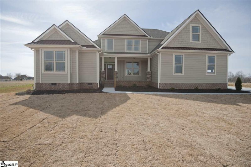 Property image 2 at 111 Providence Pointe Lane, Wellford, SC 29685