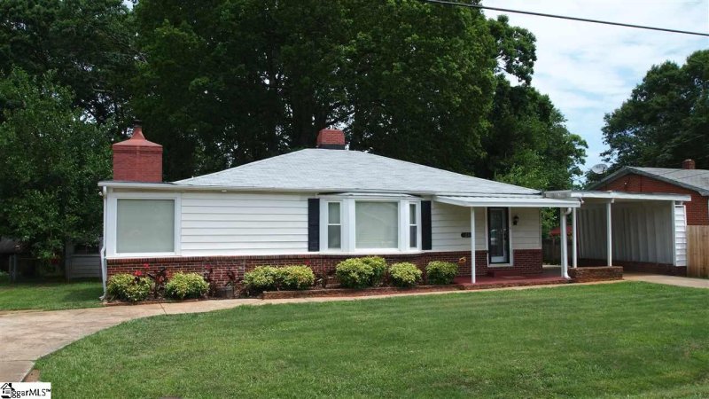 Property image 2 at 23 S Haven Drive, Greenville, SC 29617