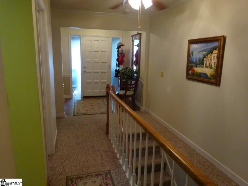 Property image 5 at 16 Creekside Way, Greenville, SC 29609