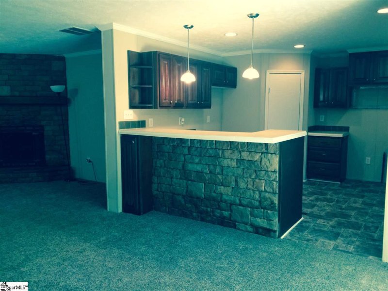 Property image 3 at 116 Round Table Court, Piedmont, SC 29673