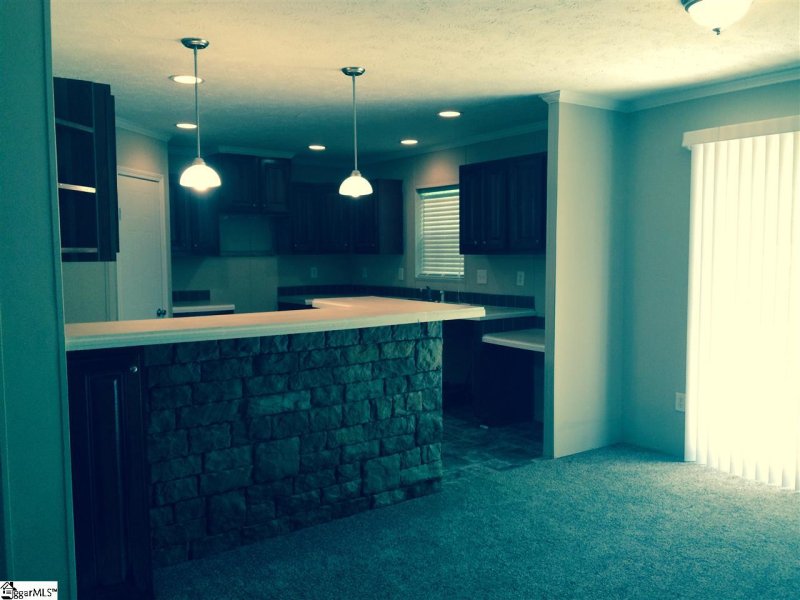 Property image 4 at 116 Round Table Court, Piedmont, SC 29673