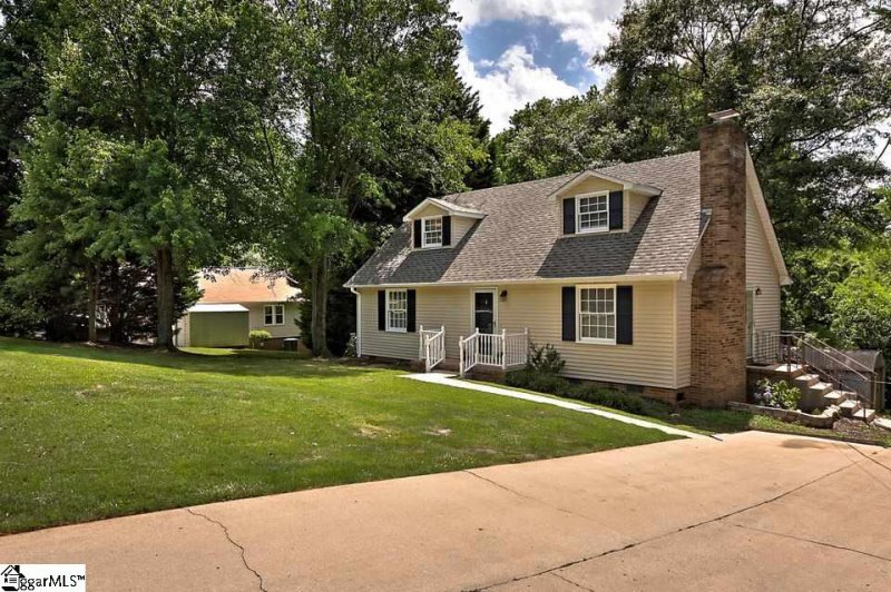 Property image 4 at 417 Bent Creek Drive, Greer, SC 29650