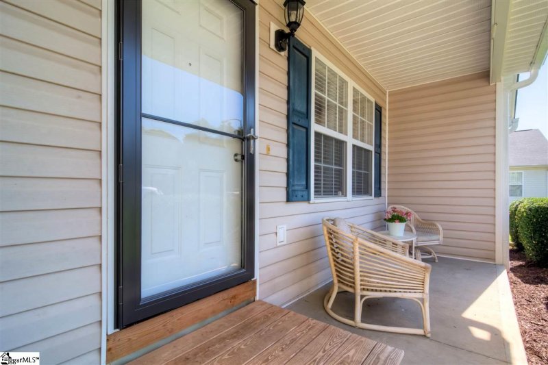 Property image 5 at 700 Patriot Lane, Greer, SC 29651