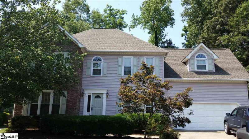 Property image 2 at 208 Plum Creek Lane, Greenville, SC 29607