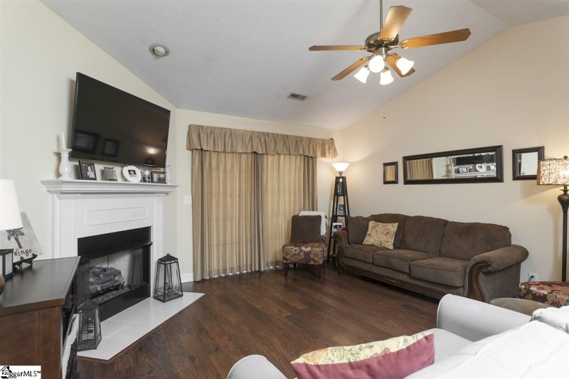 Property image 5 at 510 Waxford Way, Simpsonville, SC 29681