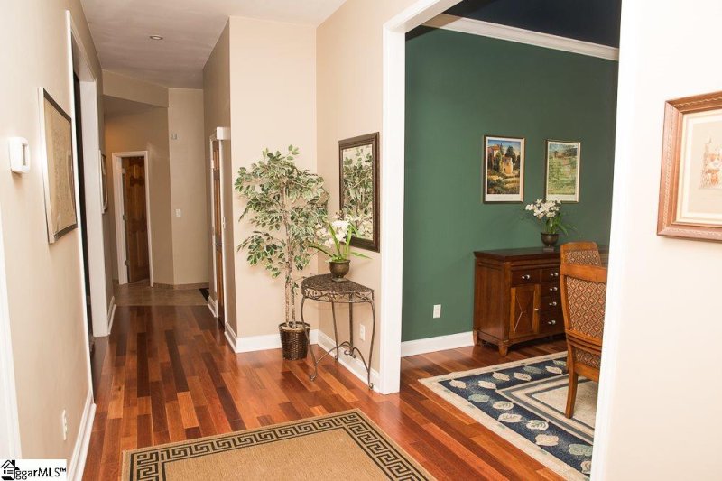 Property image 3 at 2 Terra Woods Lane, Greenville, SC 29615