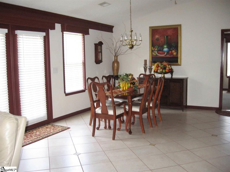 Property image 4 at 8 Georgia Belle Lane, Greer, SC 29650