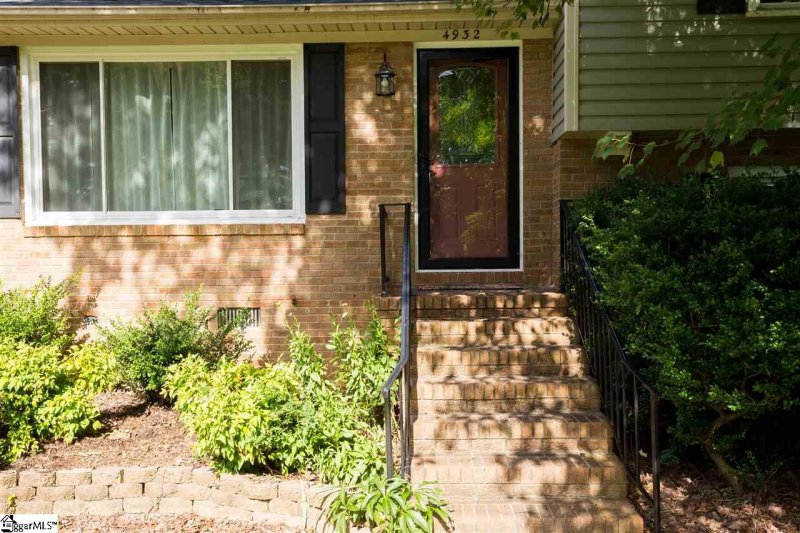 Property image 3 at 4932 Crosscreek Lane, Greenville, SC 29615