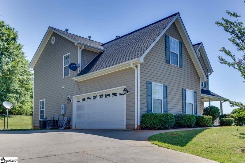 Property image 5 at 5 Country Knolls Drive, Greer, SC 29651