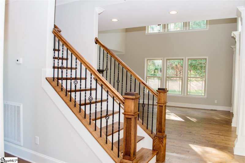 Property image 3 at 10 Hidden Lake Court, Piedmont, SC 29673