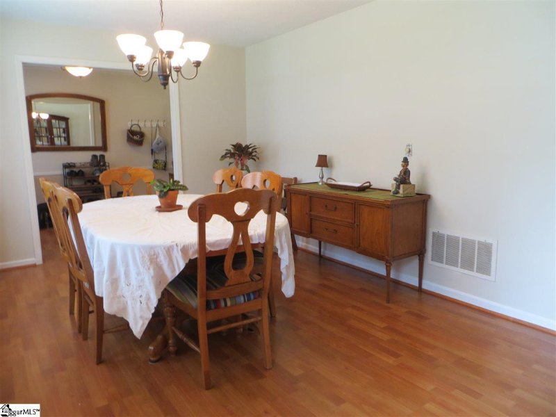 Property image 2 at 6 Blackenridge Drive, Taylors, SC 29687